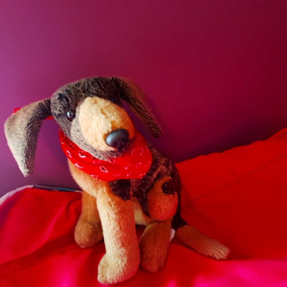 Hound plush dog
